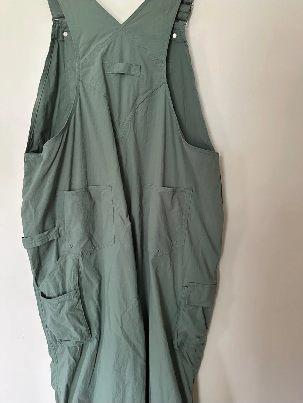 Duluth Women’s Gardening Overalls, size XXL, Long Pants, Olive Green, Outdoor - Picture 7 of 8